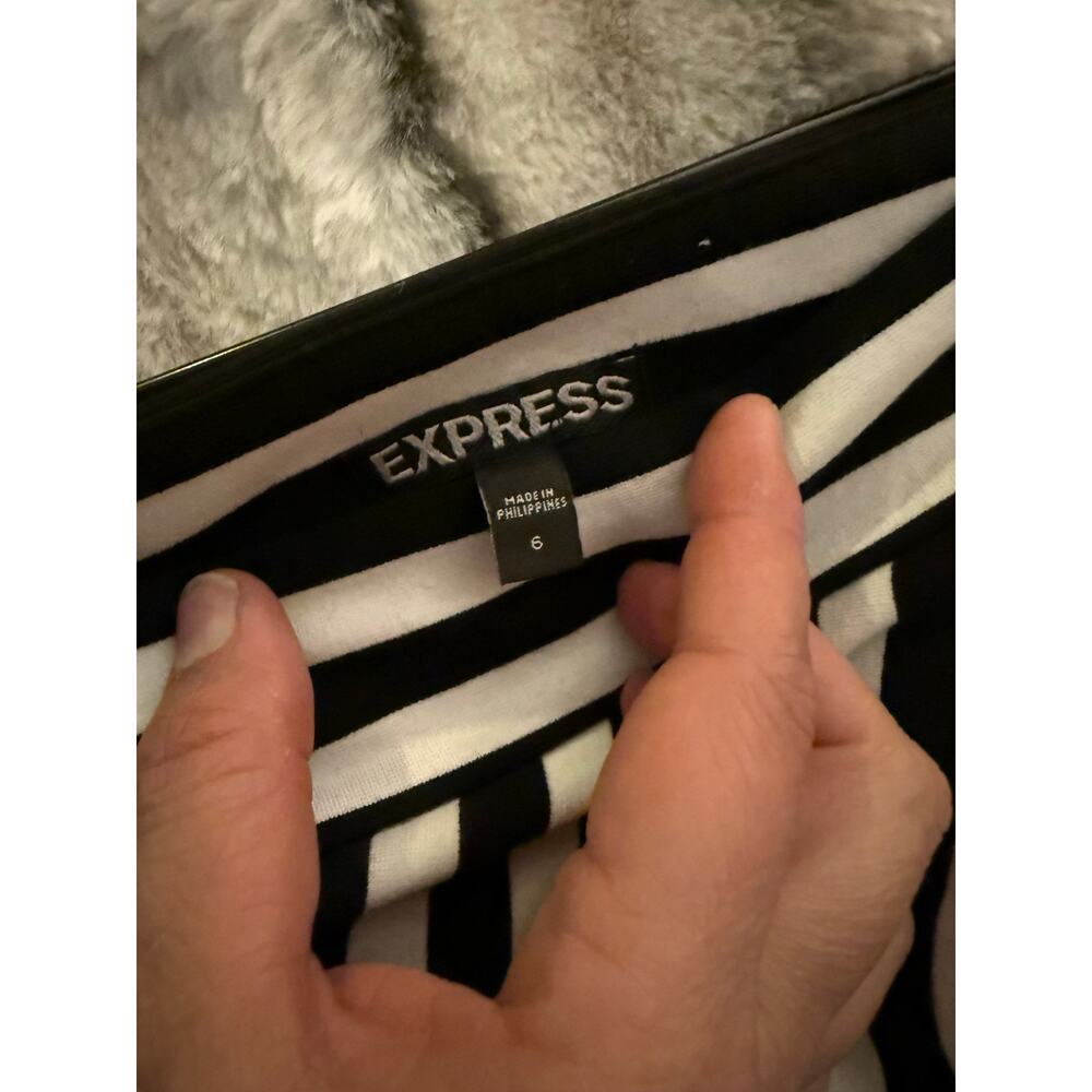 Express skirt size 6 - Picture 4 of 6
